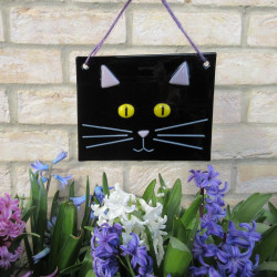 Black Cat Face Wall Hanging with Yellow Eyes